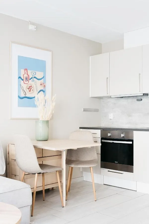 Stay Urban - Scandinavian Comfort With French Balcony Μπέργκεν