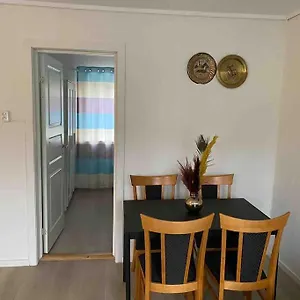 Lovely 2 Bedroom With Free Parking Bergen