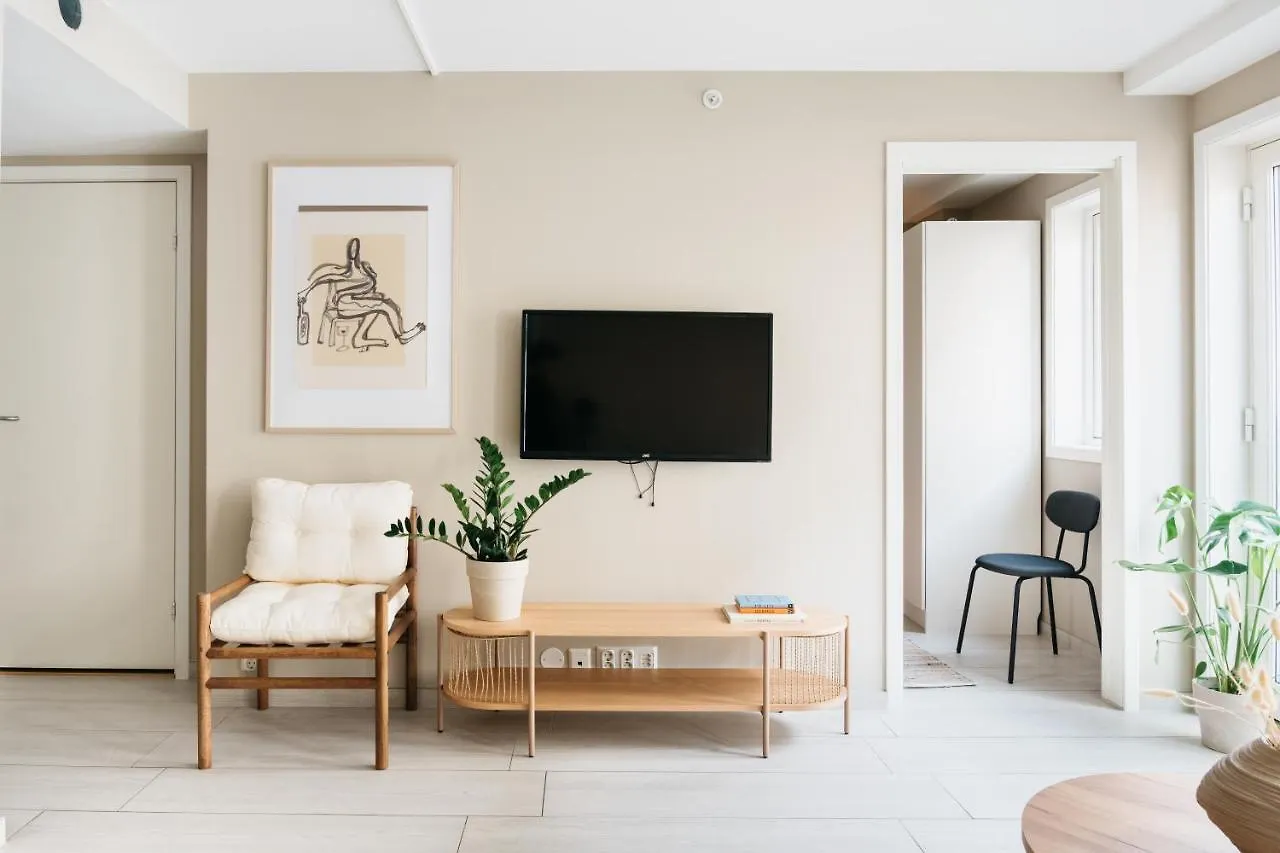 Stay Urban - Scandinavian Comfort With French Balcony Bergen