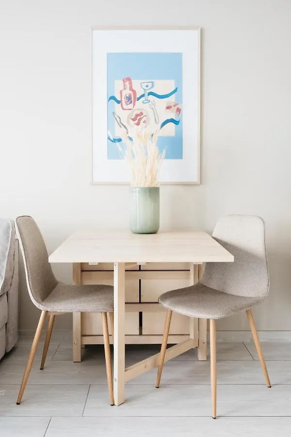 Stay Urban - Scandinavian Comfort With French Balcony ベルゲン